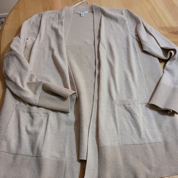 Cardigan - Picture 2 of 2